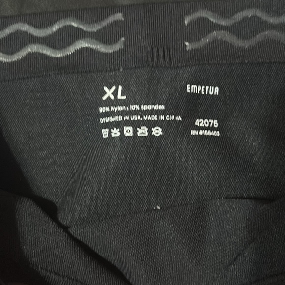 Empetua Leggings. - Picture 3 of 3